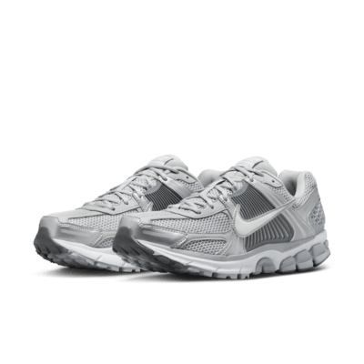 NIKE+ZOOM+VOMERO+5.png